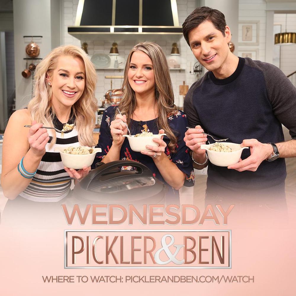 megan gilmore posing with Kellie Pickler and Ben Aaron. 