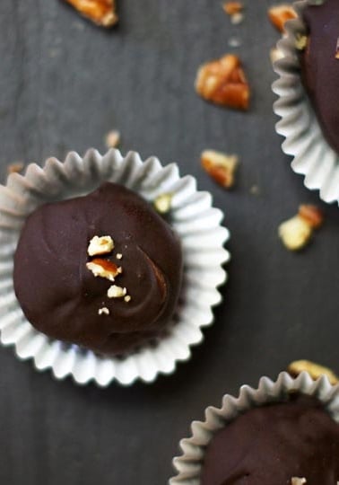 Pecan date truffles