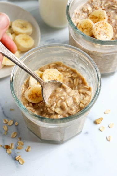 banana overnight oats on spoon