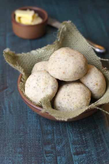 Paleo dinner rolls in small dish with burlap