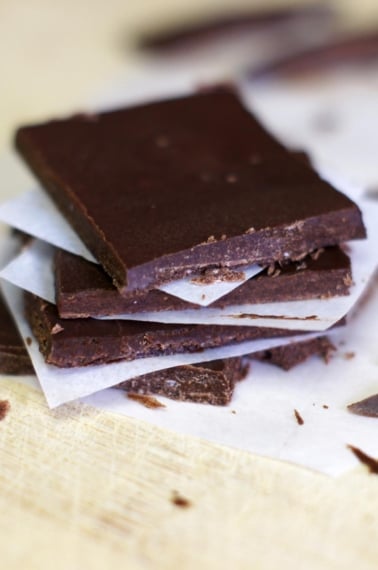 Easy raw chocolate bark