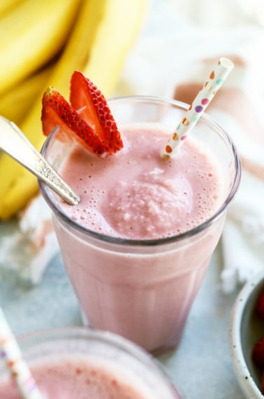 strawberry banana smoothie